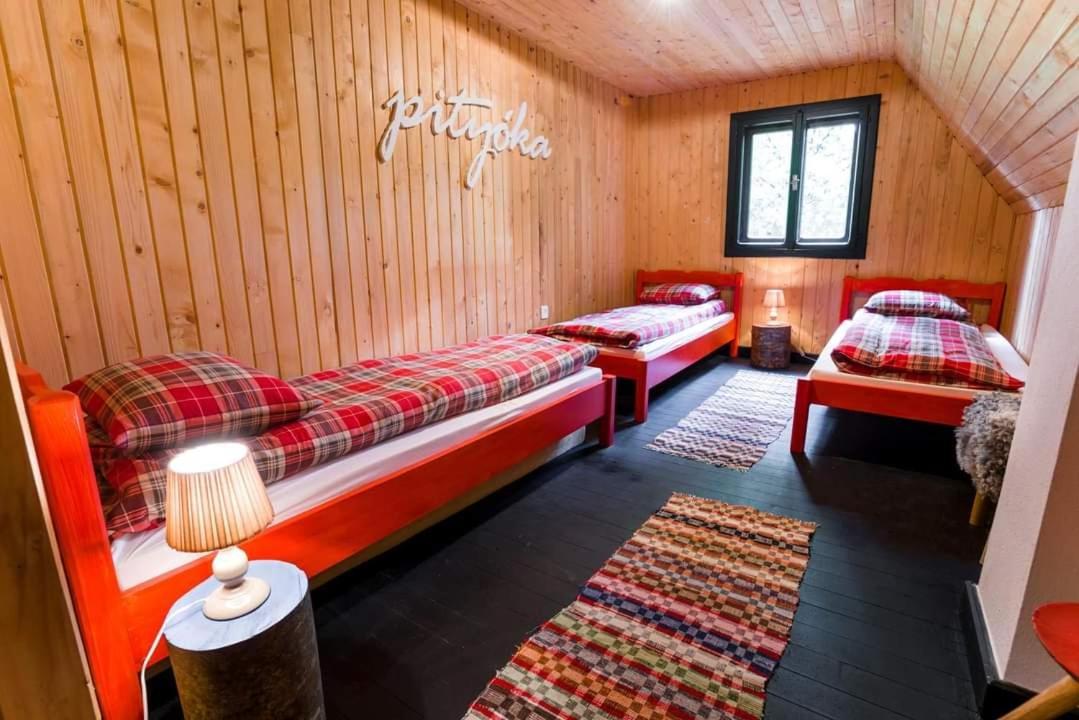 Piricske Pihenohaz Villa Ciceu Bagian luar foto